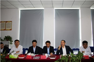 南方匯通集團總經理蔡總、時代沃頓總經理金總、時代工塑總經理鄭總等領導一行蒞臨株洲宏大